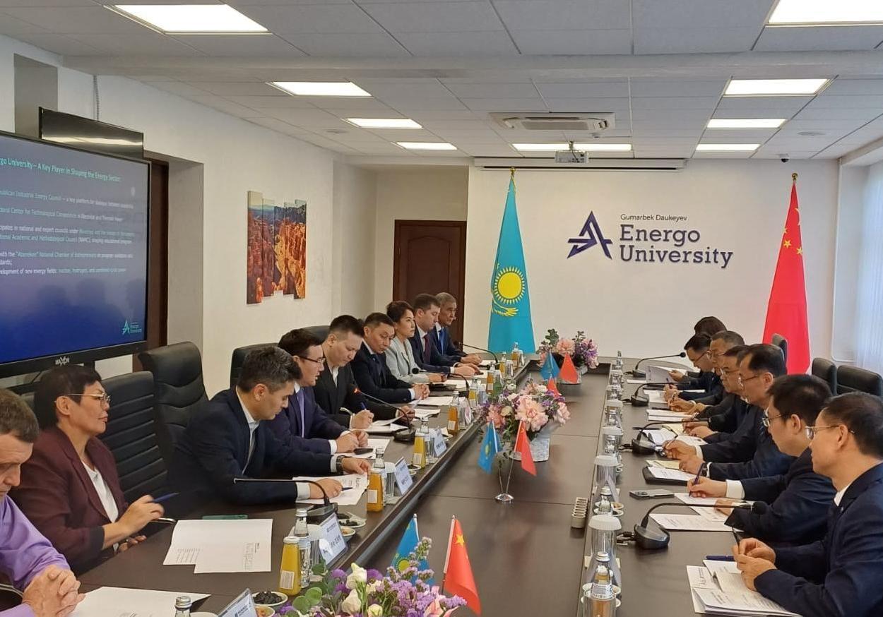 Делегация China Huadian Corporation Ltd посетила Energo University