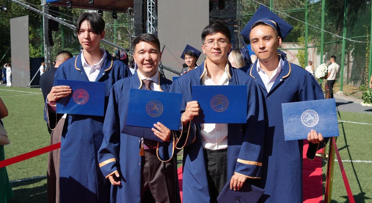 Graduation-2025: более 1400 выпускников Energo University получили дипломы - 1